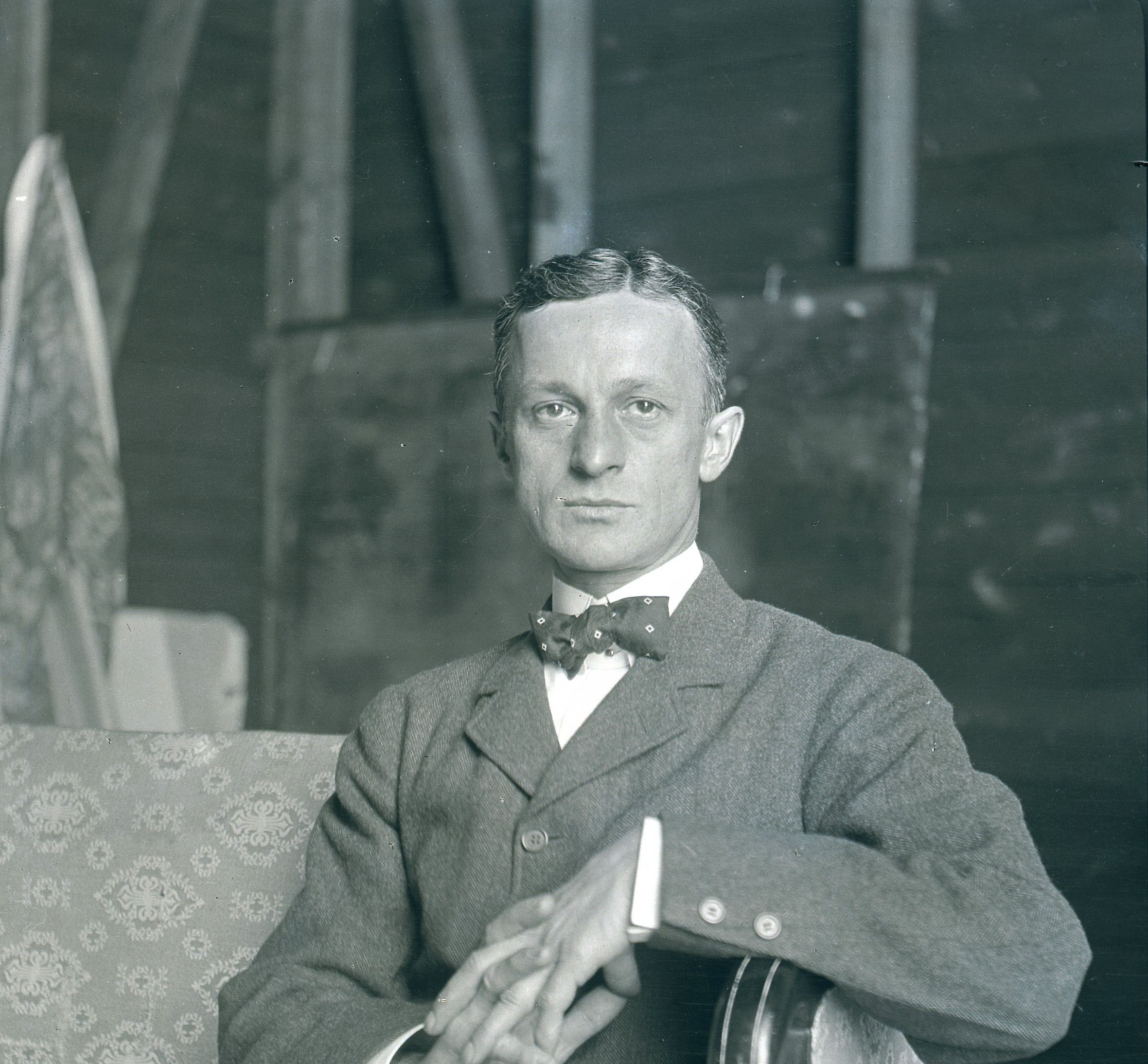 Portrait of Harvey Cushing in 1908